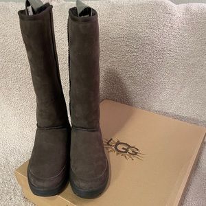 UGG Ultimate Tall Braid